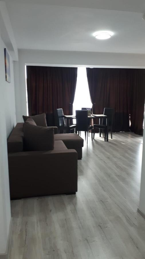 Apartament Lulu Mamaia Nord, 3 Minute De Plaja Năvodari Zewnętrze zdjęcie