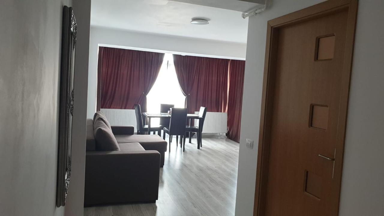 Apartament Lulu Mamaia Nord, 3 Minute De Plaja Năvodari Zewnętrze zdjęcie